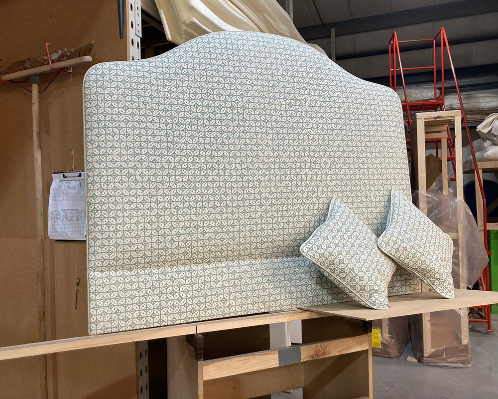Double Barra Headboard & 2 Cushions Fermoie Hamble 008