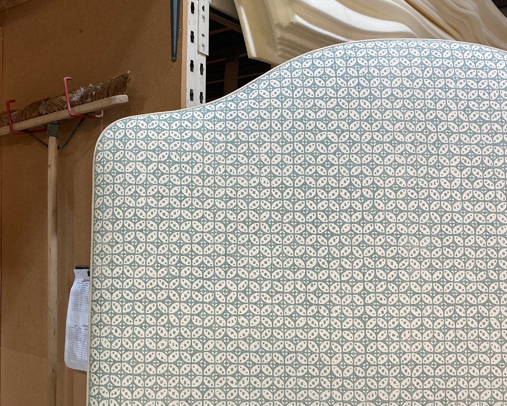 Double Barra Headboard & 2 Cushions Fermoie Hamble 008