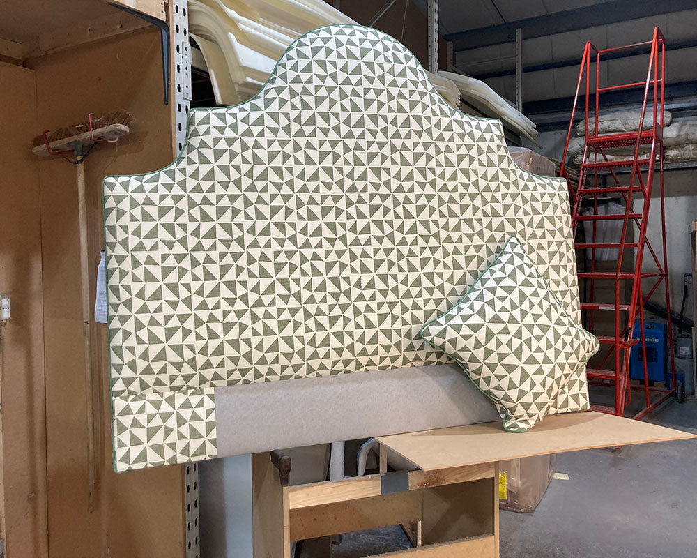 Kingsize Samson Headboard & Cushion Fermoie Circus 007