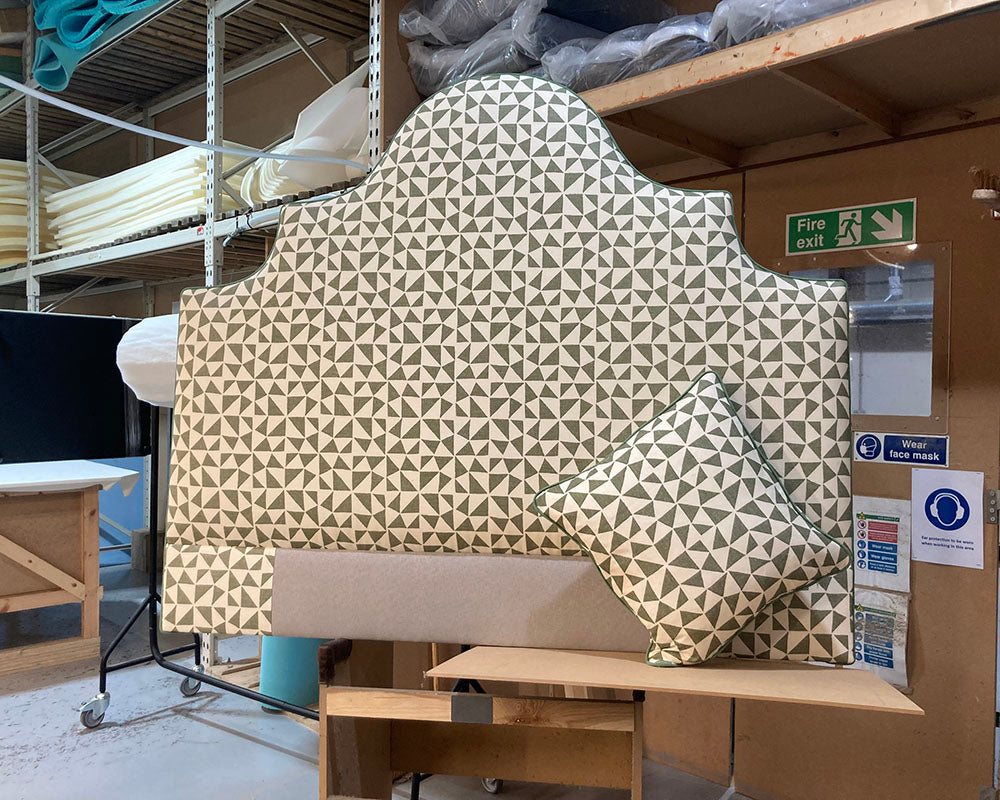 Kingsize Samson Headboard & Cushion Fermoie Circus 007